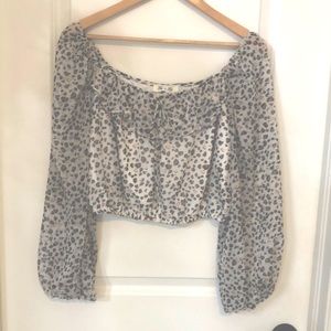 Fun animal print top!